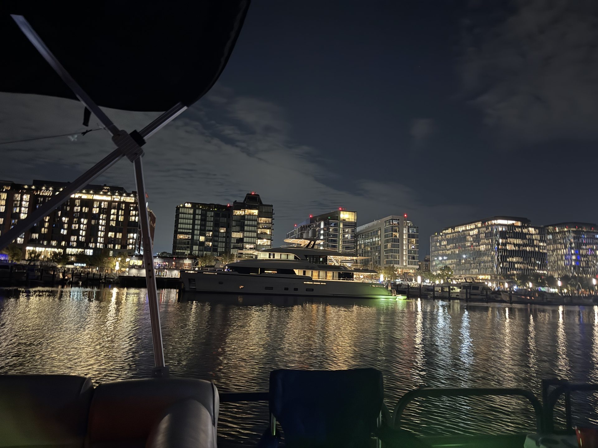 Have Yachts Club charter